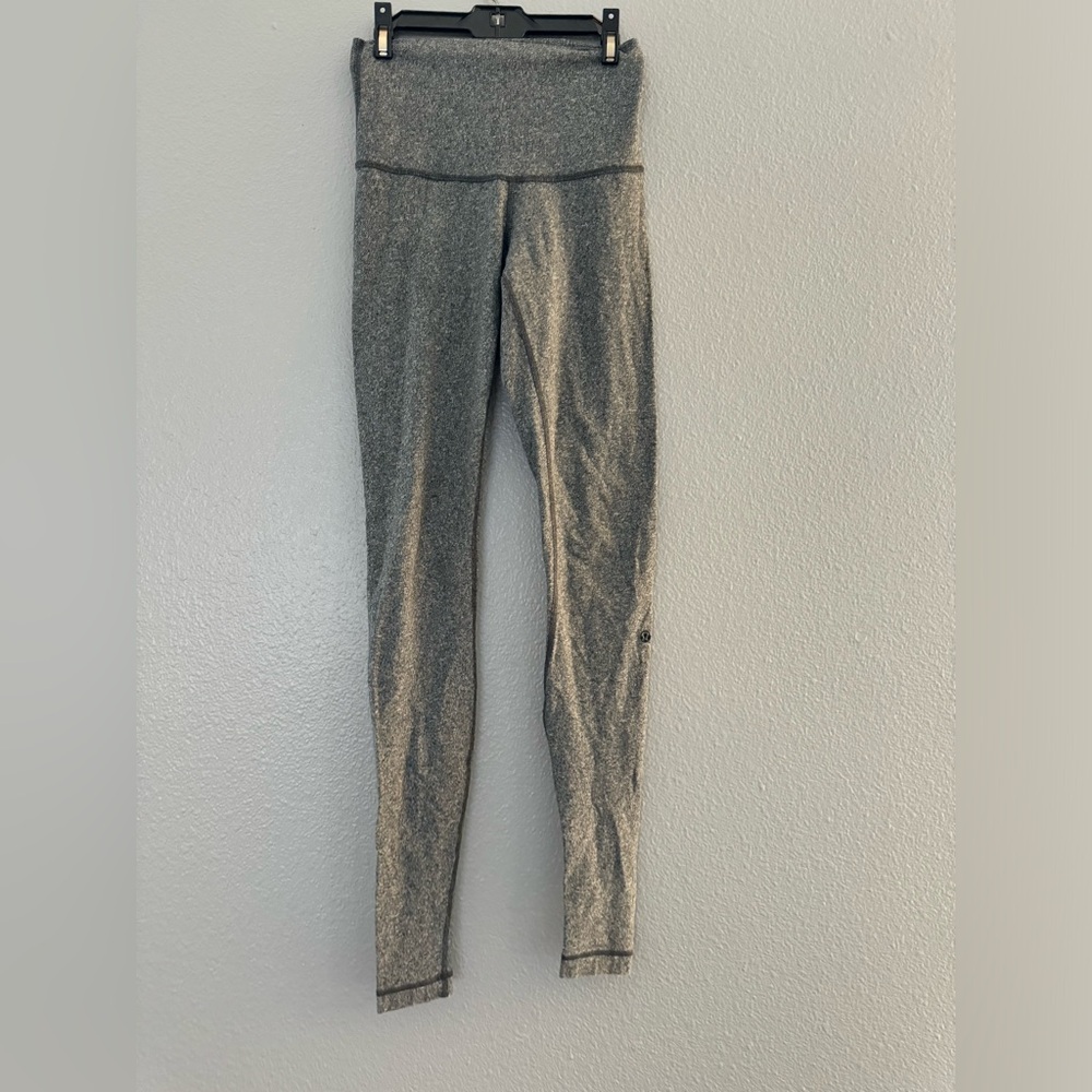 Lulu gray leggings